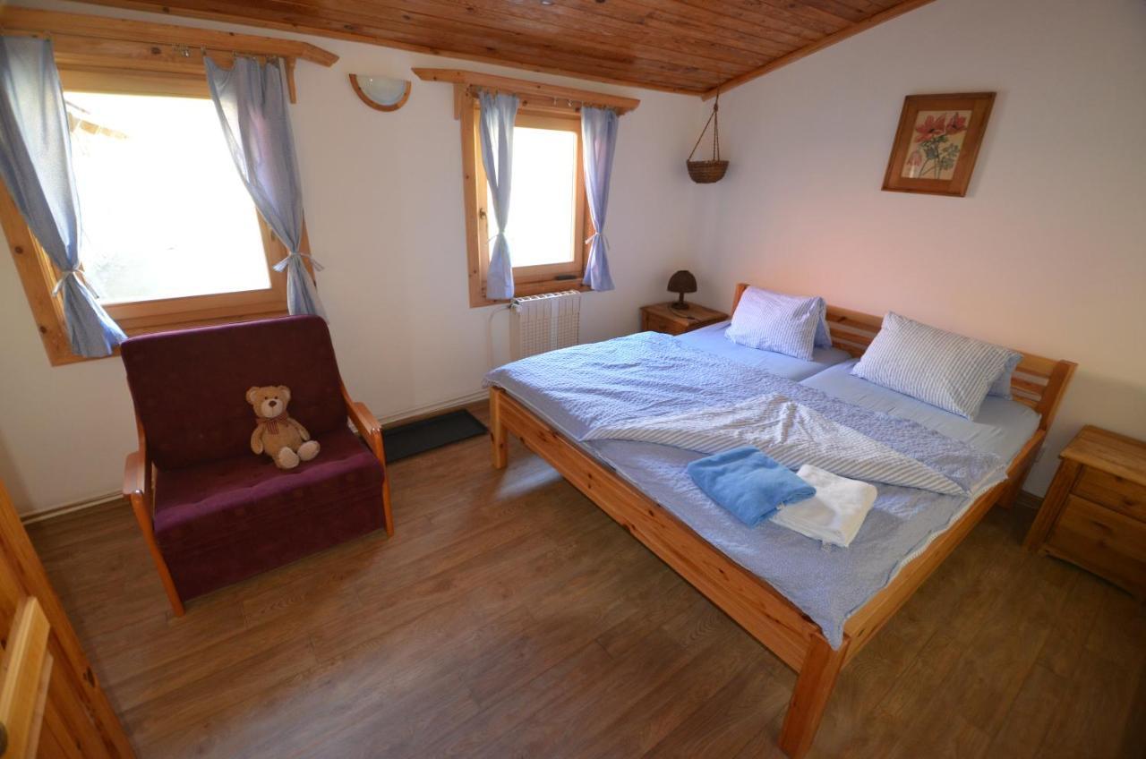 Penzion Lion Pec pod Sněžkou Exterior foto